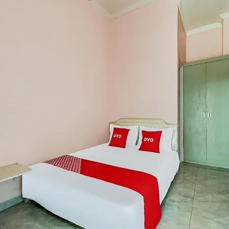 Oyo 91023 Salsabilla Guest House Syariah